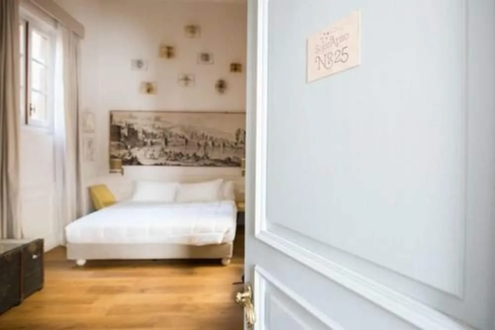 Soprarno Suites photo 2
