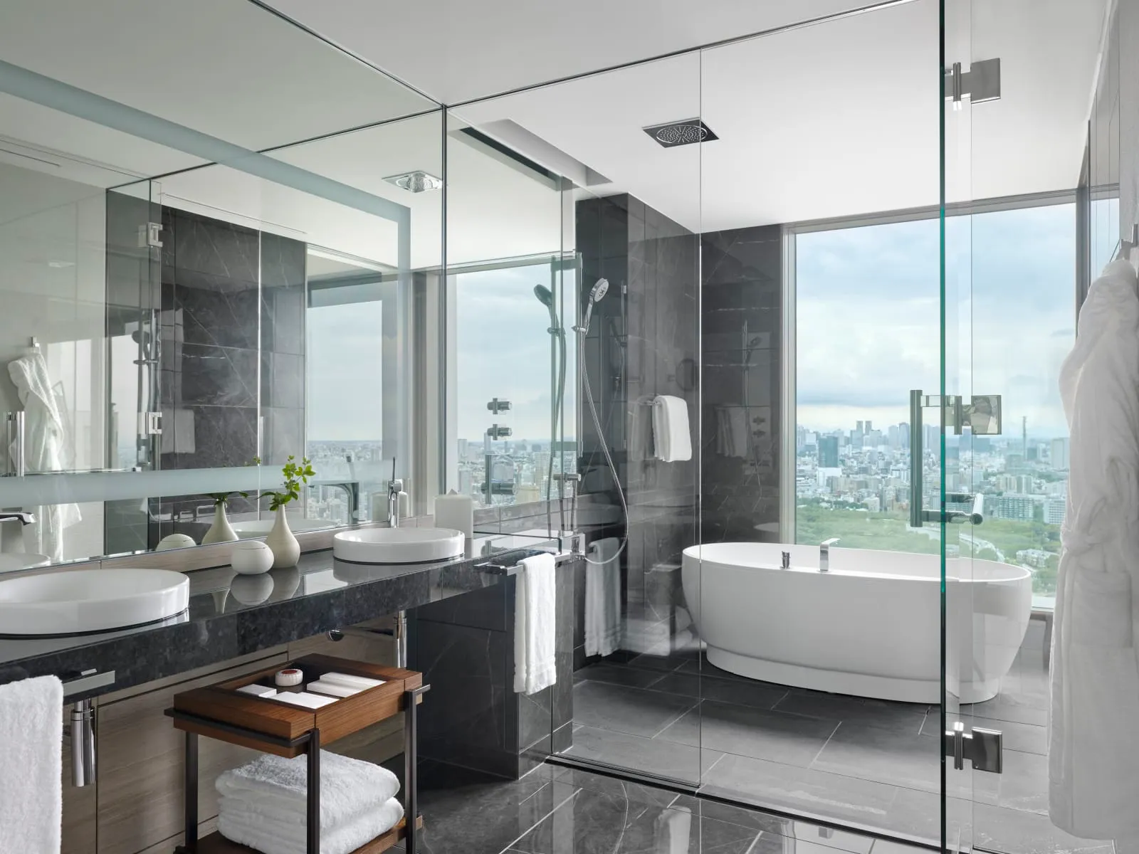 Four Seasons Hotel Tokyo at Otemachi photo 2