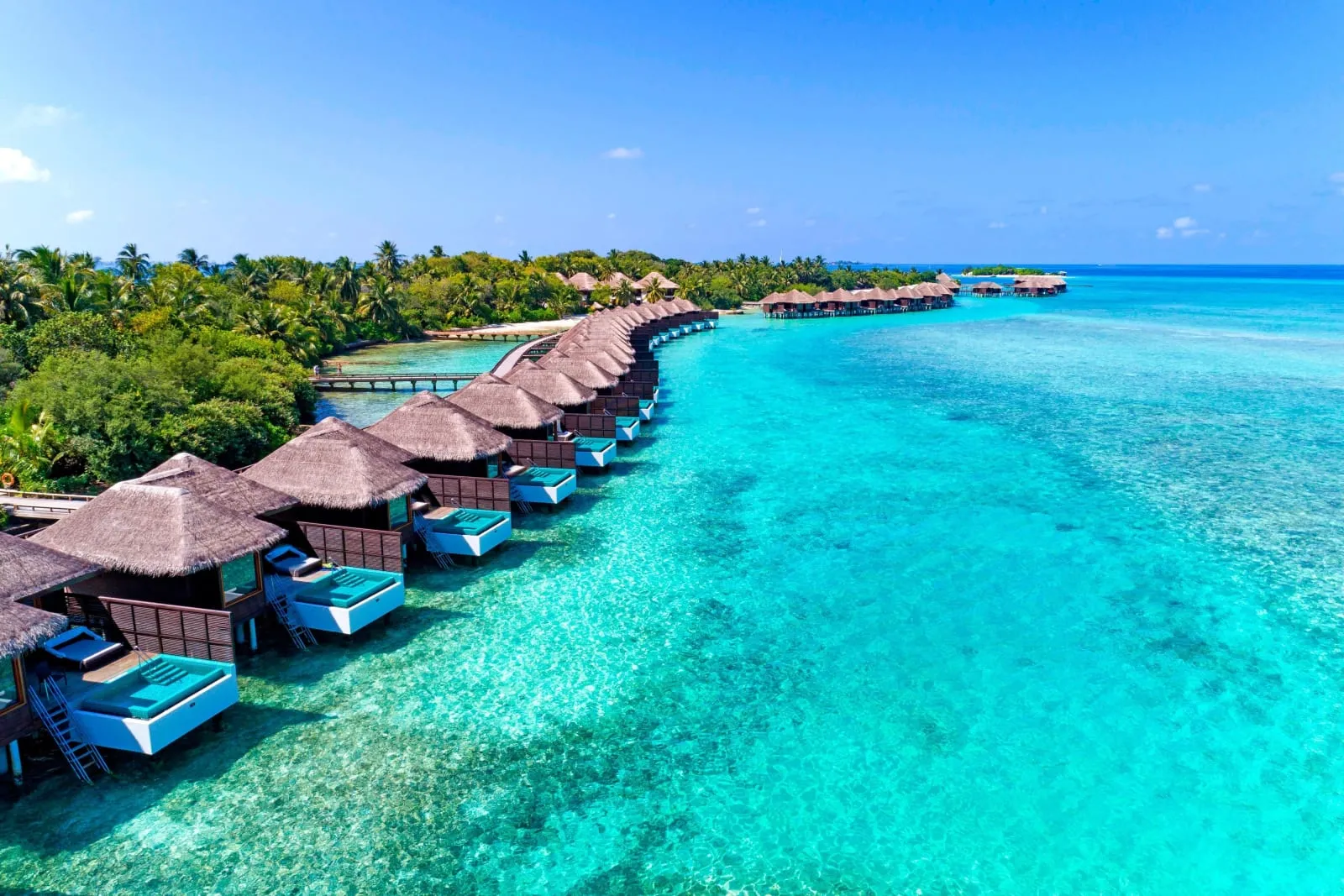 Sheraton Maldives Full Moon Resort & Spa photo 1