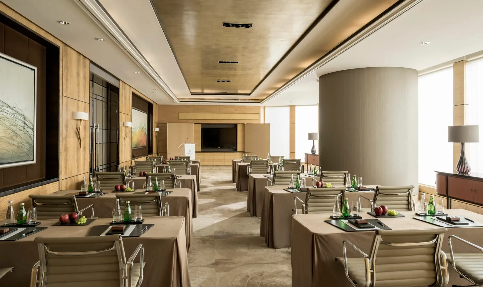 Four Seasons Hotel Hong Kong photo 2