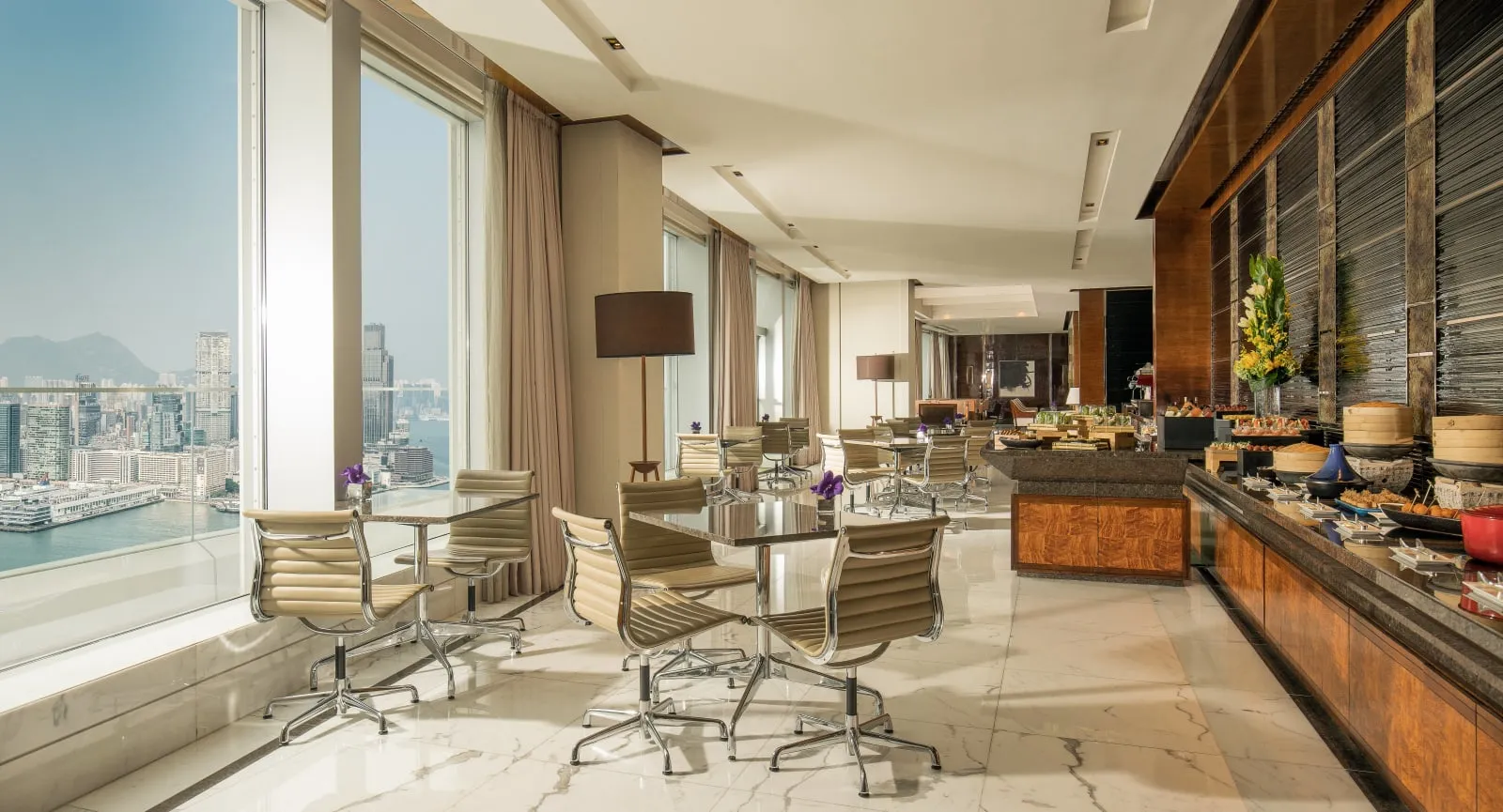 Four Seasons Hotel Hong Kong photo 4
