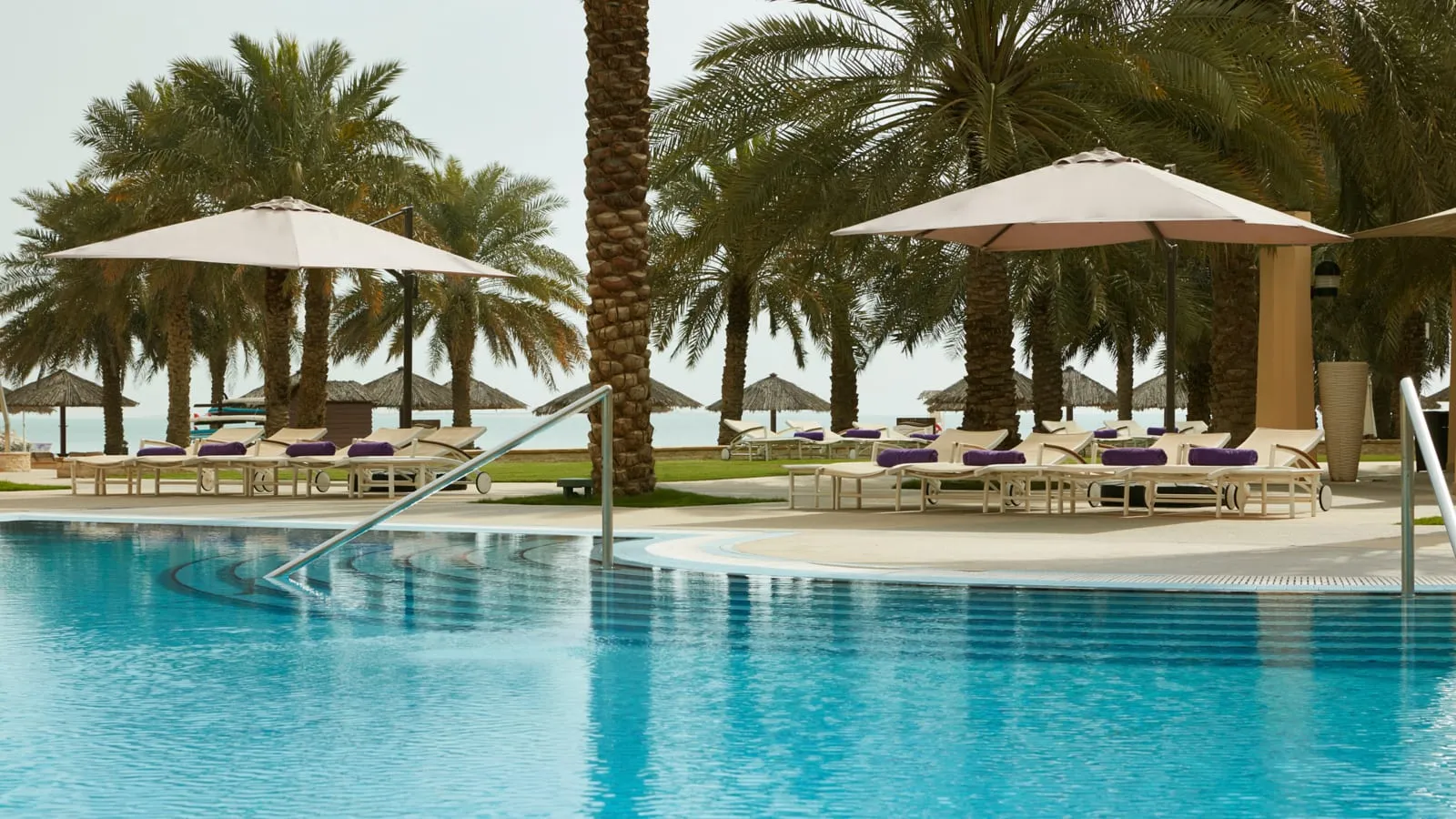 InterContinental Hotels DOHA BEACH & SPA by IHG photo 2