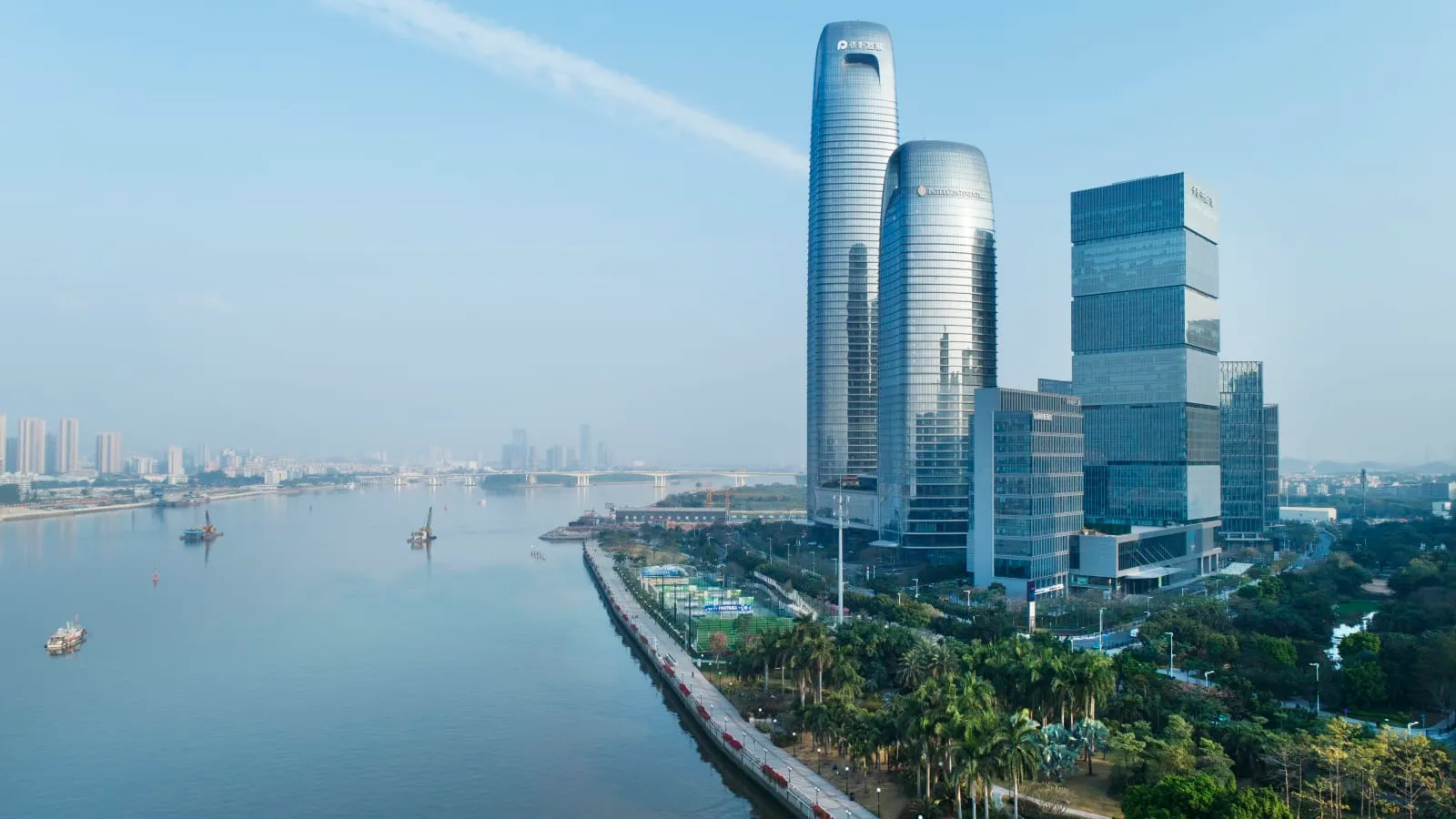 InterContinental Hotels GUANGZHOU EXHIBITION CENTER by IHG photo 1