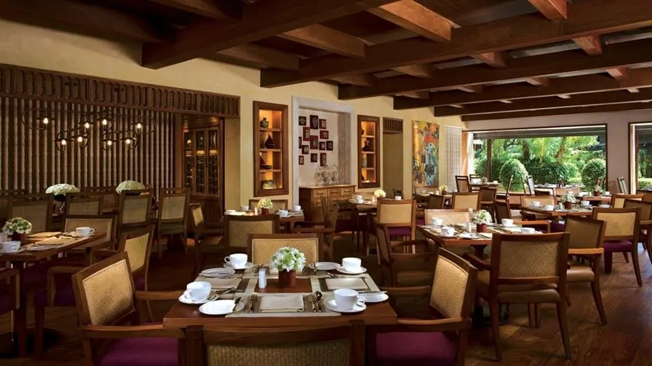 The Peninsula Manila photo 3
