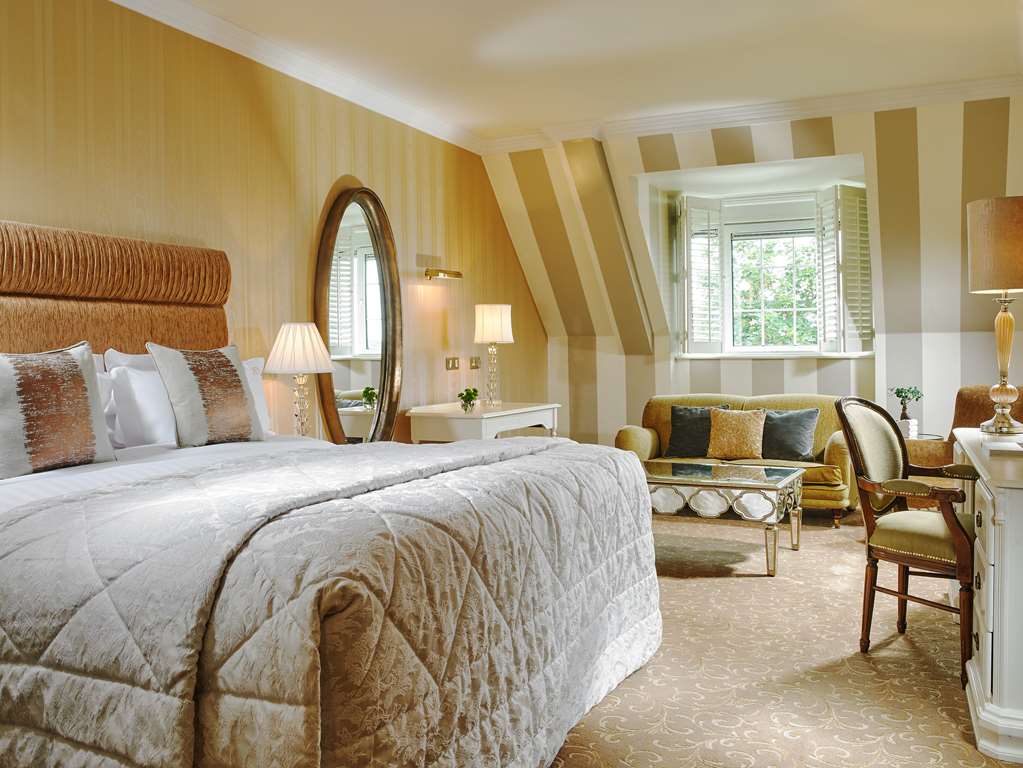 Hayfield Manor photo 4