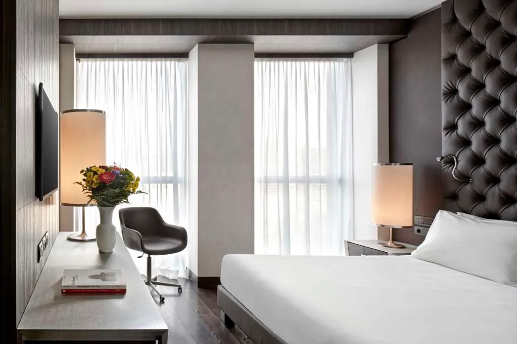 Hyatt Centric Milan Centrale photo 5