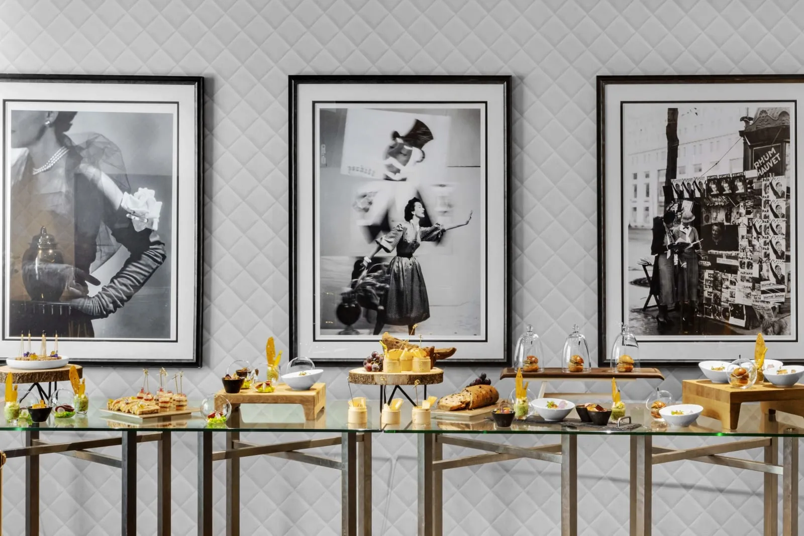 Prince de Galles, a Luxury Collection Hotel, Paris photo 2