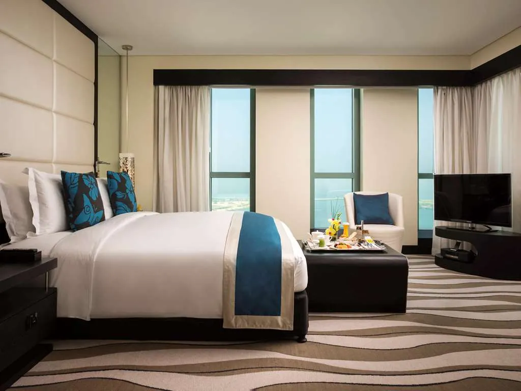 Sofitel Abu Dhabi Corniche photo 2