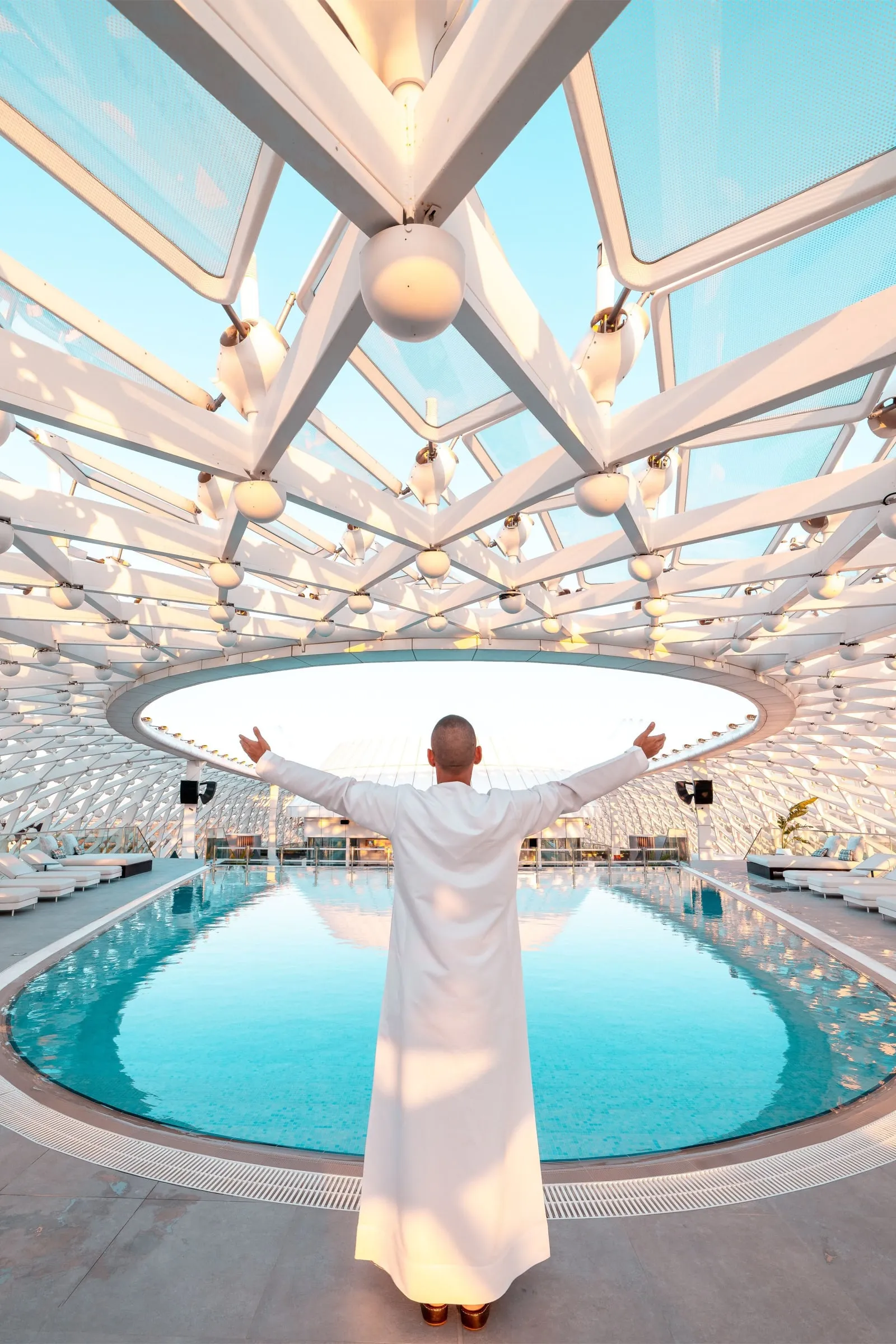 W Abu Dhabi - Yas Island photo 3