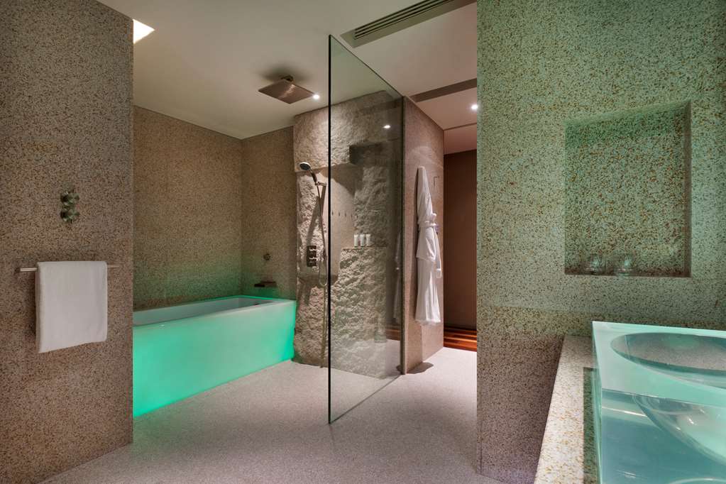 Andaz Xintiandi Shanghai, by Hyatt photo 3
