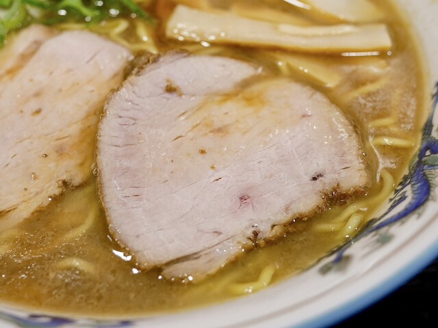 Ramenya Tenkin Shijou ten: klassischer Asahikawa-Ramen — 2
