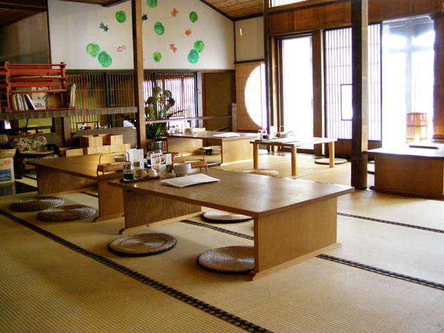 Aozora Zenibako 3 Chome: Spezialist für Jumbo-Gyoza — 5