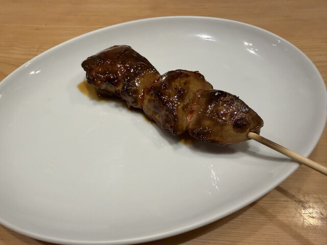 SHIRO: gehobenes Yakitori mit Weinfokus — 5