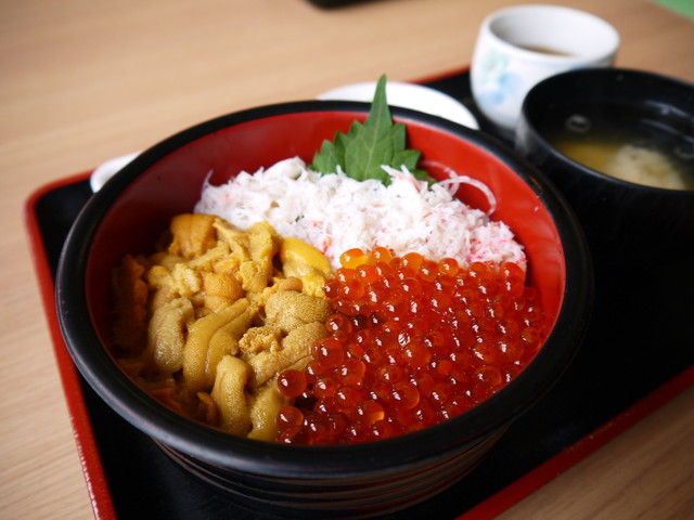 Misaki: frische Seeigel-Schalen aus Shakotan — 3