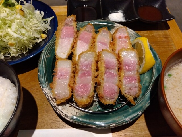 Tonkatsu Kyohei: bei Niedrigtemperatur gegartes Kotelett — 5