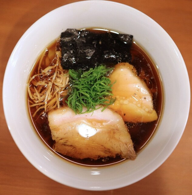Jikasei Temomi Men Suzunoki: Ramen mit handgekneteten Nudeln — 2