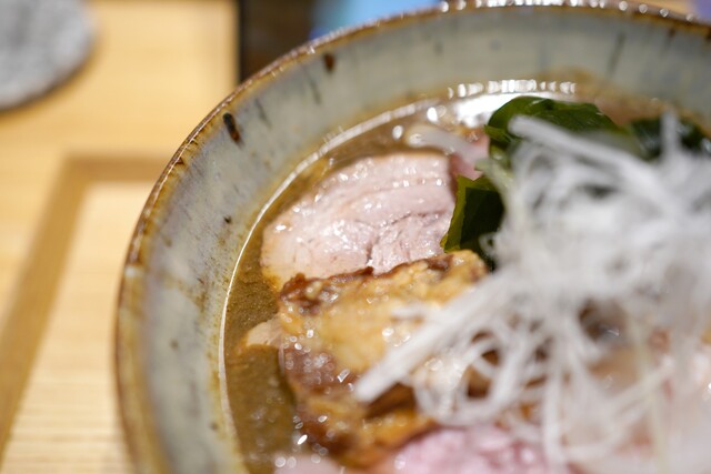Chuka Soba Tomita: Referenz-Tsukemen am Tresen mit neun Plätzen — 3
