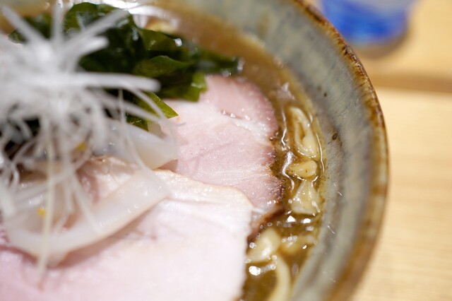 Chuka Soba Tomita: Referenz-Tsukemen am Tresen mit neun Plätzen — 4