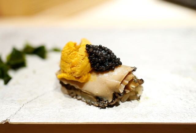 Sushi Ei: unkonventionelles Omakase mit großer Sake-Auswahl — 1