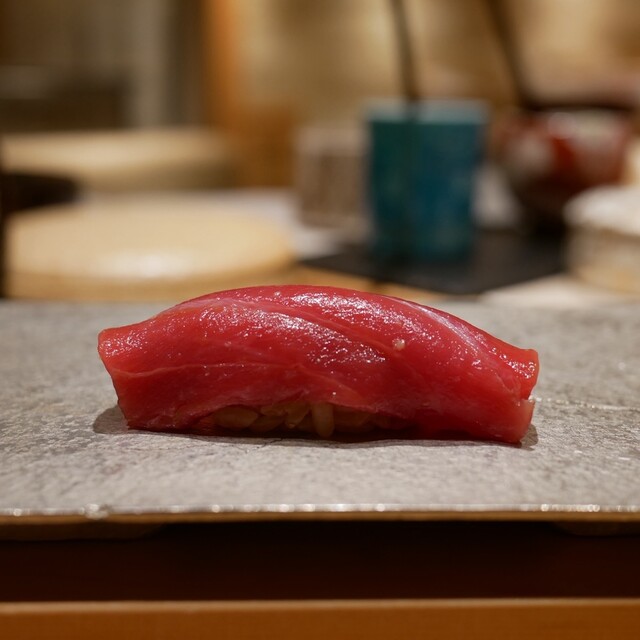 Sushi Ei: unkonventionelles Omakase mit großer Sake-Auswahl — 2