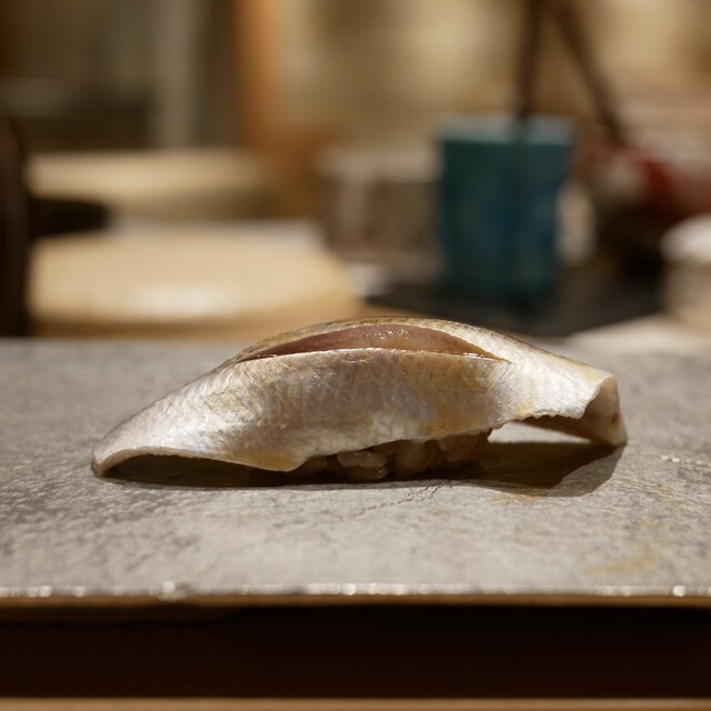 Sushi Ei: unkonventionelles Omakase mit großer Sake-Auswahl — 3