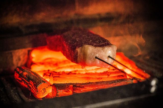 Gorio: Tajima-Rind aus dem Ofen und hausgeräucherter Lachs — 5