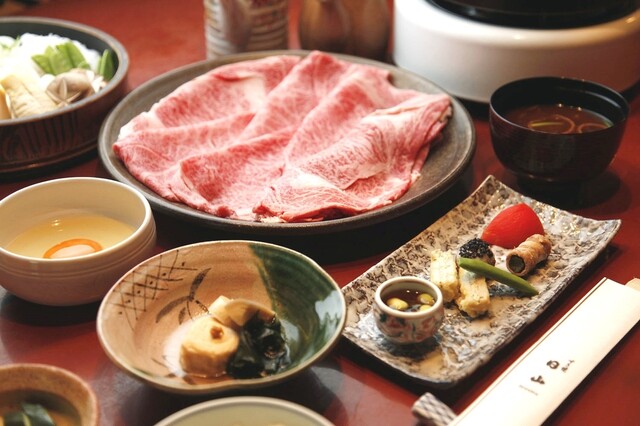 Sukiyaki Kappou Hiyama: Classic Sukiyaki in a Historic Setting — 4