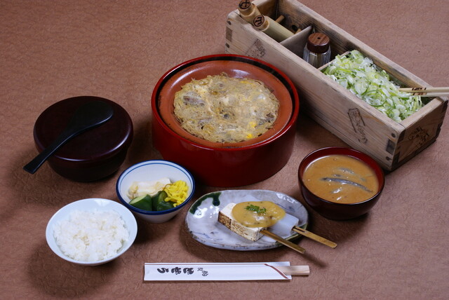 Komagata Dojou Honten: Edo-Era Loach Hot Pot — 4