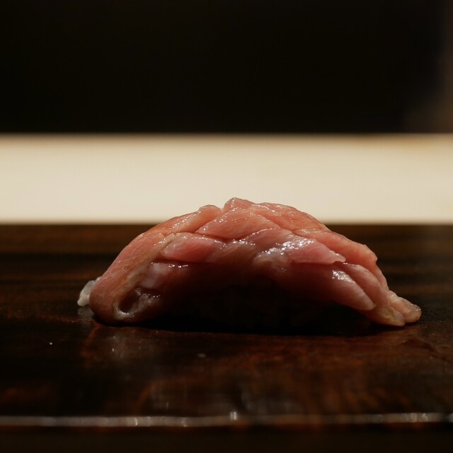 Sushisho Saito: Erfinderisches Omakase-Sushi-Erlebnis — 5