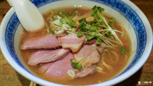 Sansanto: meisterhafter Ramen mit doppelter Brühe — 5
