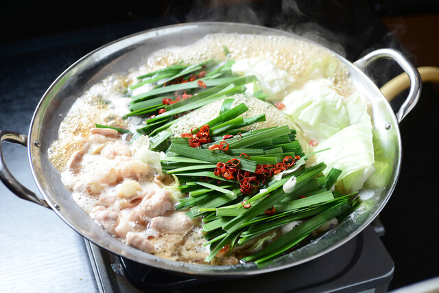 Motsu-nabe Yamashou Ningyouchou ten: authentischer Hakata-Hotpot — 2