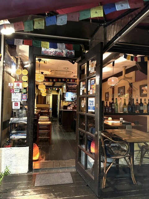 NEPALICO Shibuya ten: Authentisches nepalesisches Dal Bhat — 2