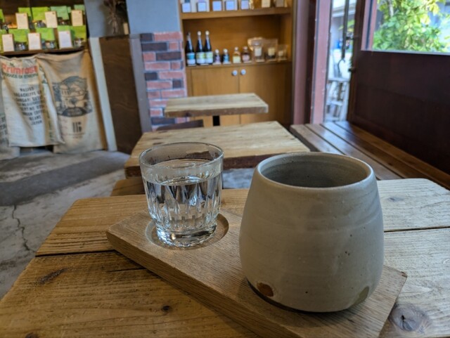WOODBERRY COFFEE ROASTERS: Spezialitätenkaffee und Brunch — 4
