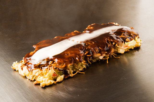 Okonomiyaki Imari Ebisu: Okonomiyaki im modernen und Hiroshima-Stil — 1
