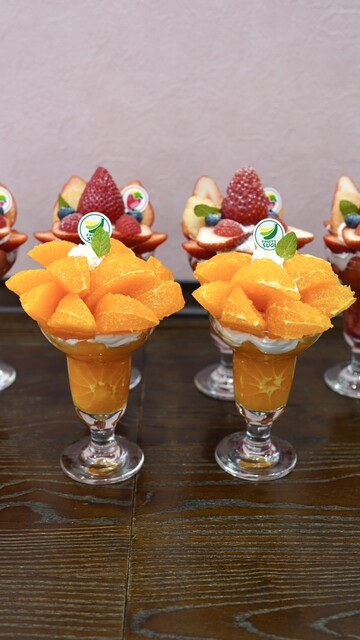 FRUITS SUGI: Artisanal Fruit Parfaits — 2