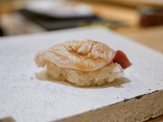 Sushi Namba Hibiya: Edomae-Sushi mit Temperaturkontrolle — 3