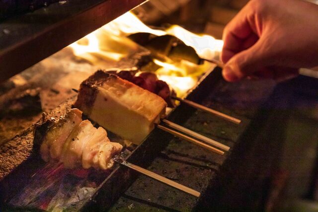 Eiki: Yakitori über intensiver Holzkohle — 2