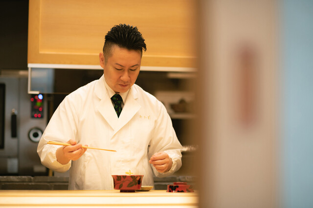 Akasaka Ogino: Meisterhaftes Kaiseki vom Holzkohlegrill — 2