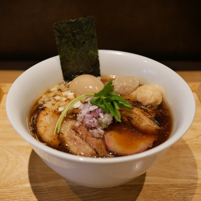 Raamenya Shima: preisgekrönter Shoyu-Ramen — 1