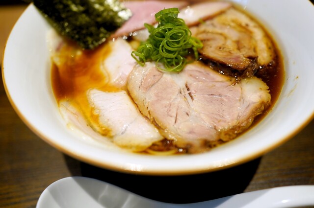 Raamenya Shima: preisgekrönter Shoyu-Ramen — 5