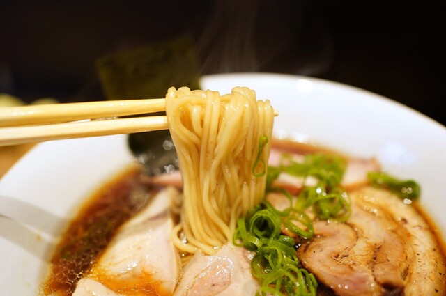 Raamenya Shima: preisgekrönter Shoyu-Ramen — 4
