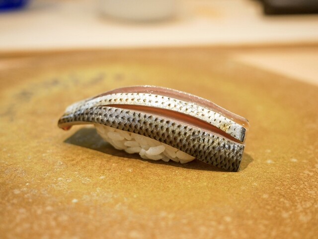 Sushi Saito Hanare NANZUKA: Edomae-Sushi in einer Kunstgalerie — 6