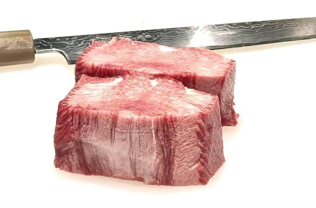 Niku Kappou Okadamae: Ein Wagyu-Theken-Omakase — 2