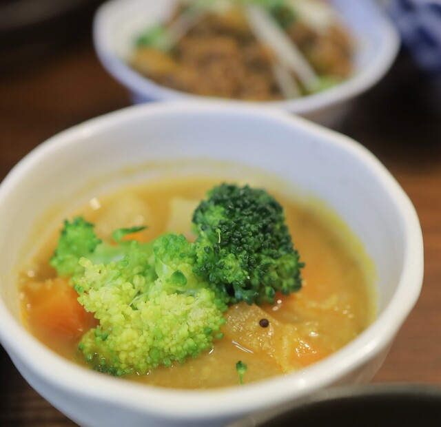 Tsuki to Kame: Japanisch interpretierte indische Currys — 5