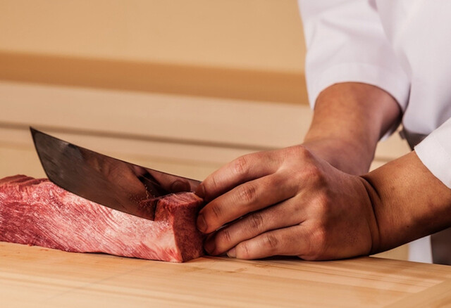 Edo Yakiniku: ein theatralisches Counter-Omakase — 1