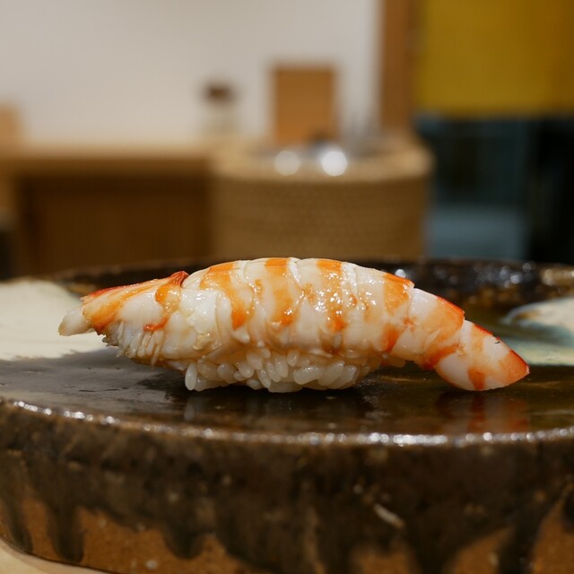 Sushi Miyuki: großzügiges Edo-mae-Nigiri — 5