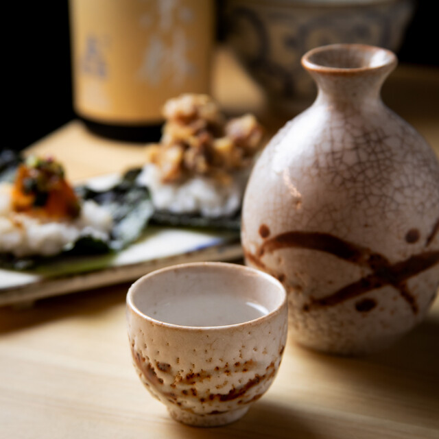 Onigiri Tonjiru Yamataro: große, handgeformte Onigiri — 5