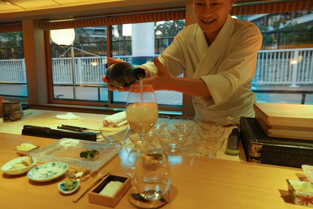 Sushi Takamitsu: Sushi-Erlebnis auf einer Buchtrundfahrt in Tokio — 1