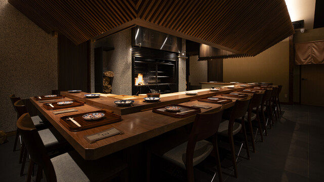 Maki Tori Shin Kobe: Über Hartholzfeuer gegrilltes Yakitori — 4