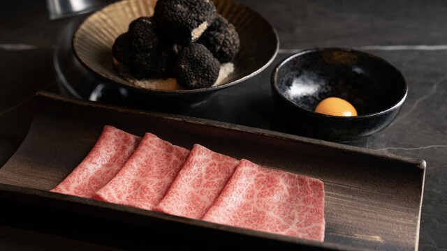 YORONIKU TOKYO Azabudai Hills: Yakiniku-Omakase mit Service — 1